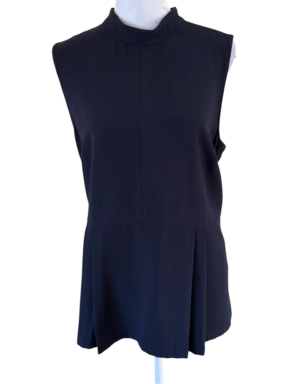 Ann Taylor Dark Navy Sleeveless Peplum Top In Large